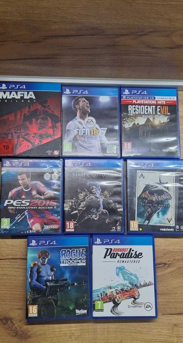 Игри и тематични джойстици за Sony Playstation 2/3/4
