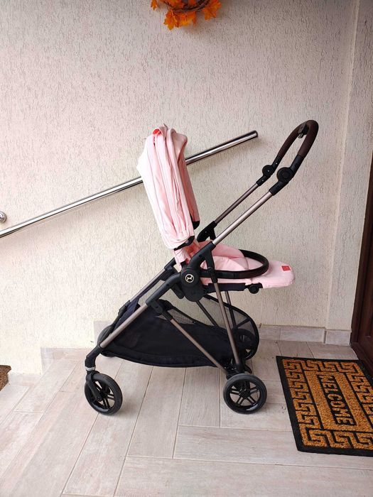 Carucior sport, roz, impecabil