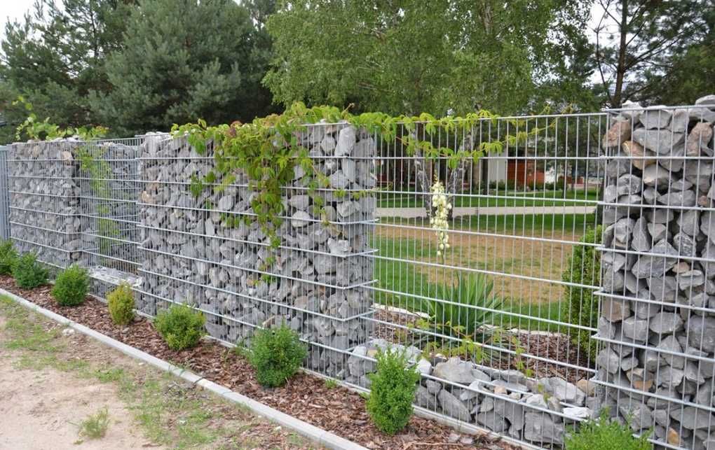 Garduri si porti stil jaluzea, sipca metalica, tabla cutata