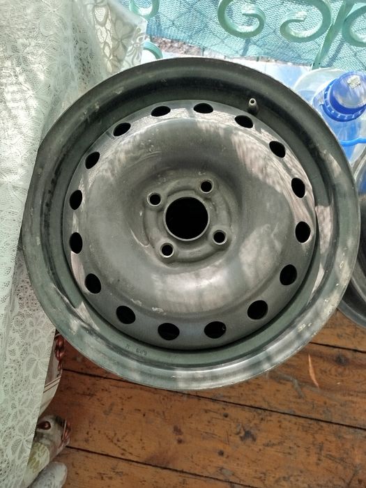 Штампованные диски, доставки нету