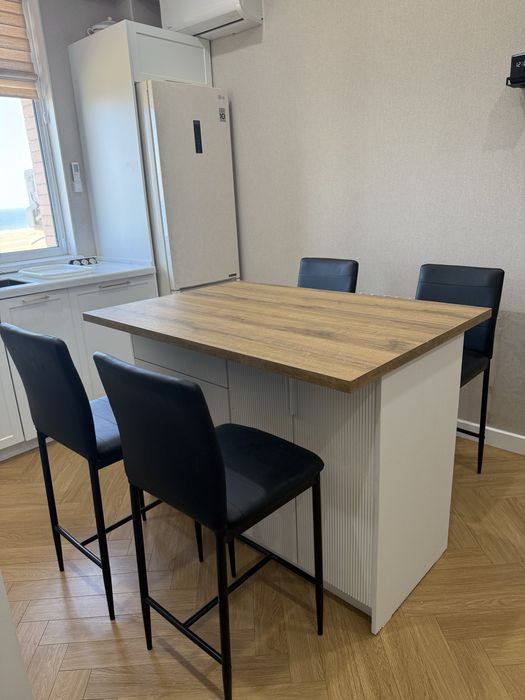 Островок для кухни, салона, магазина