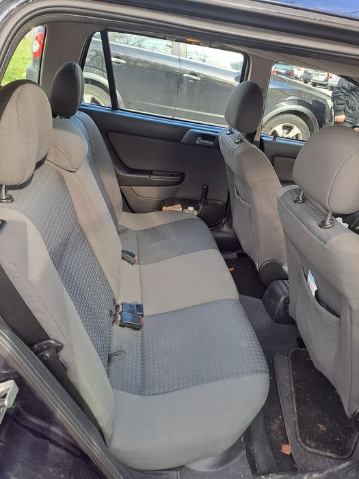 Опел Астра 2003 година