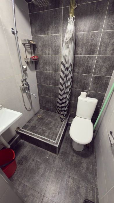 Ц-4 Продается 3 комнатная квартира ремонт массив Кашгар Юнусабад