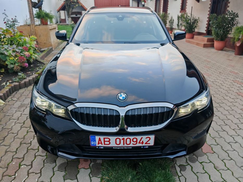 BMW seria 3 330e xDrive Plug-in Hybrid