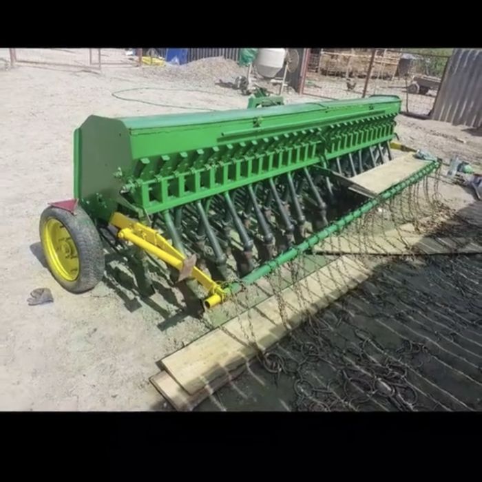 Vand semanatoare sup 29