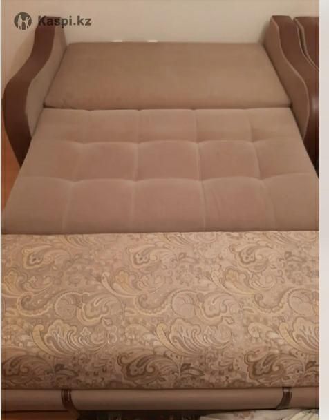 Продам диваны и́ стол