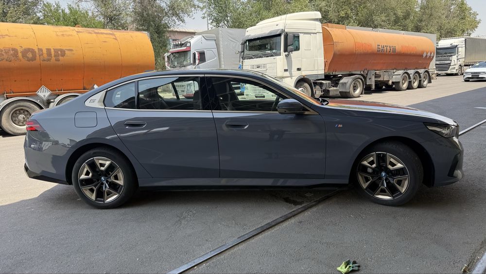 BMW I5 35L 2024 yil