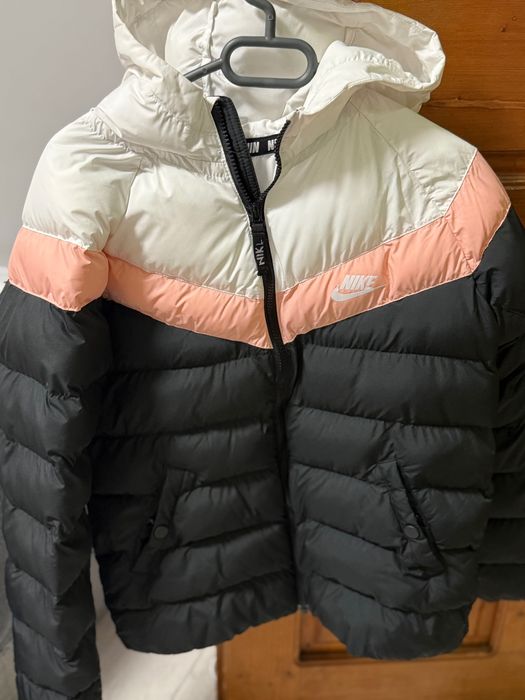 Зимно оригинално яке Nike
