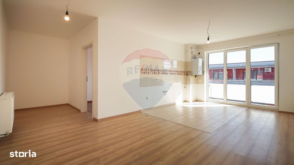 Apartament nelocuit cu priveliste deosebita|parcare|boxa