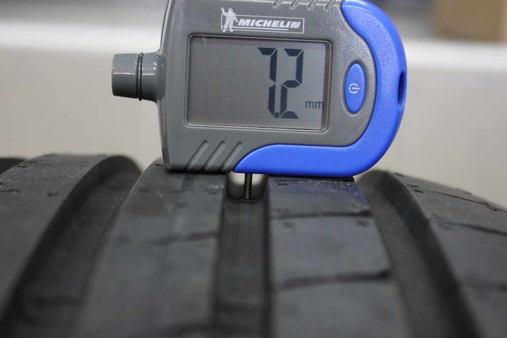 215/45-18 GoodYear летни гуми