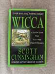 Wicca - A guide for the solitary practitioner