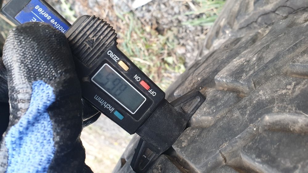 Джанти с гуми 225 75 17.5 ласа