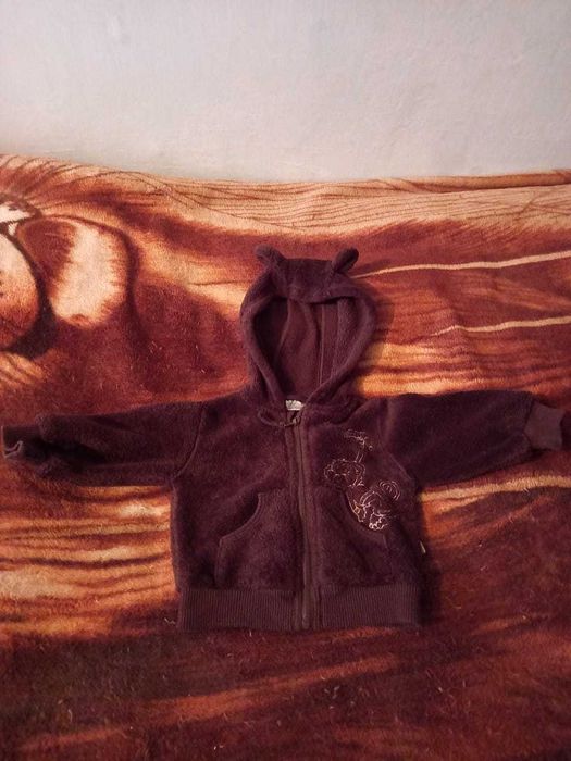 Курточки для мальчиков 8-12 месяцев.