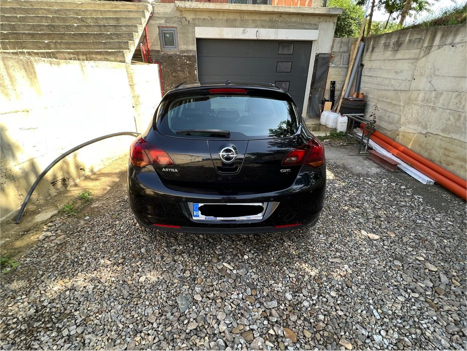 Opel Astra J 1.7 Cdti 110 cp