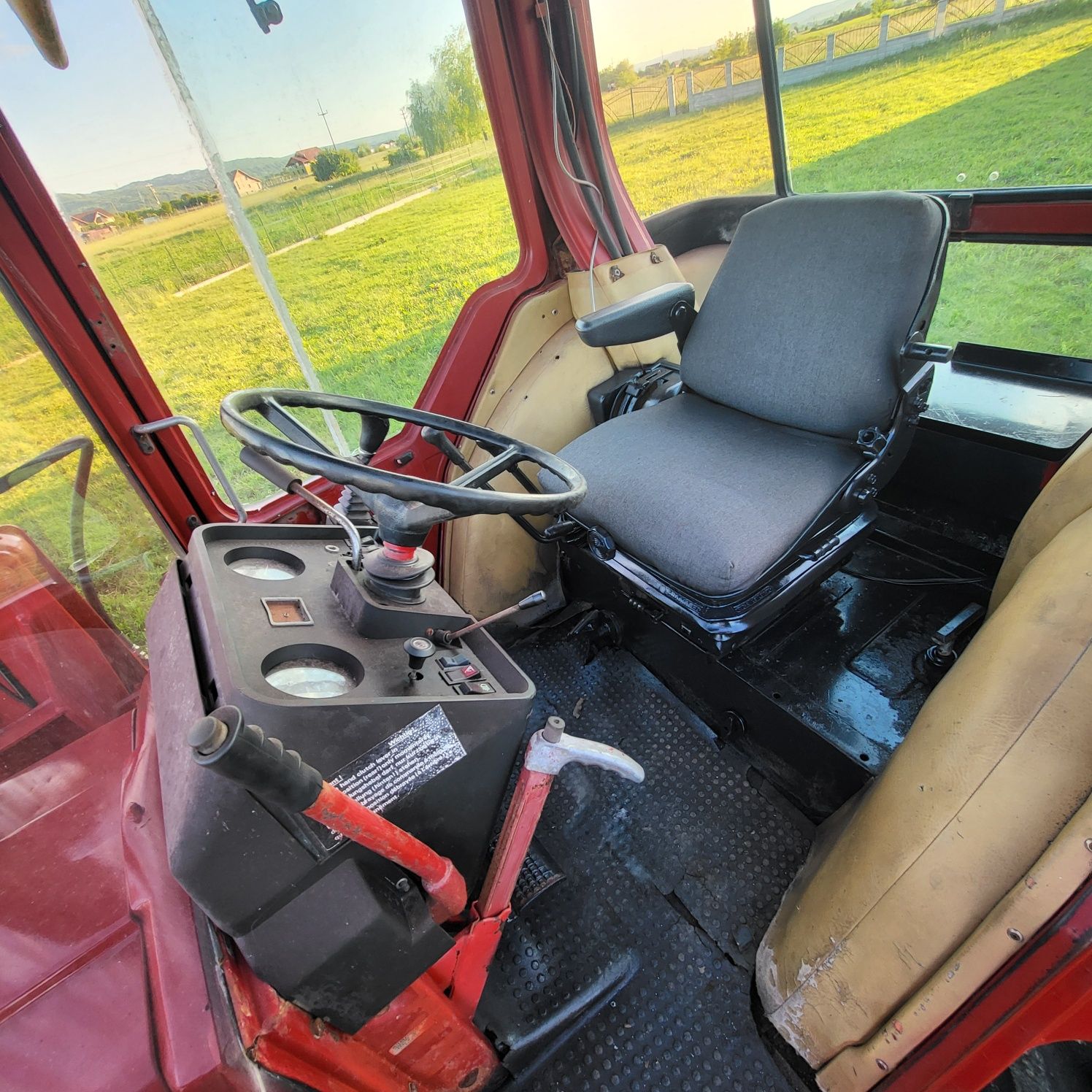 International 745XL