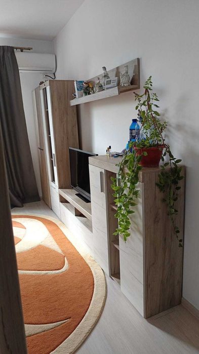 Garsoniera spatioasa si luminoasa la prima inchiriere!