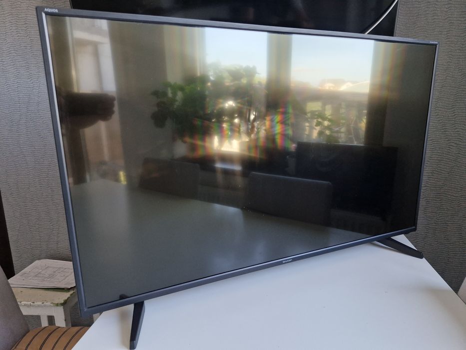 Televizor SMART led Sharp diag 43
