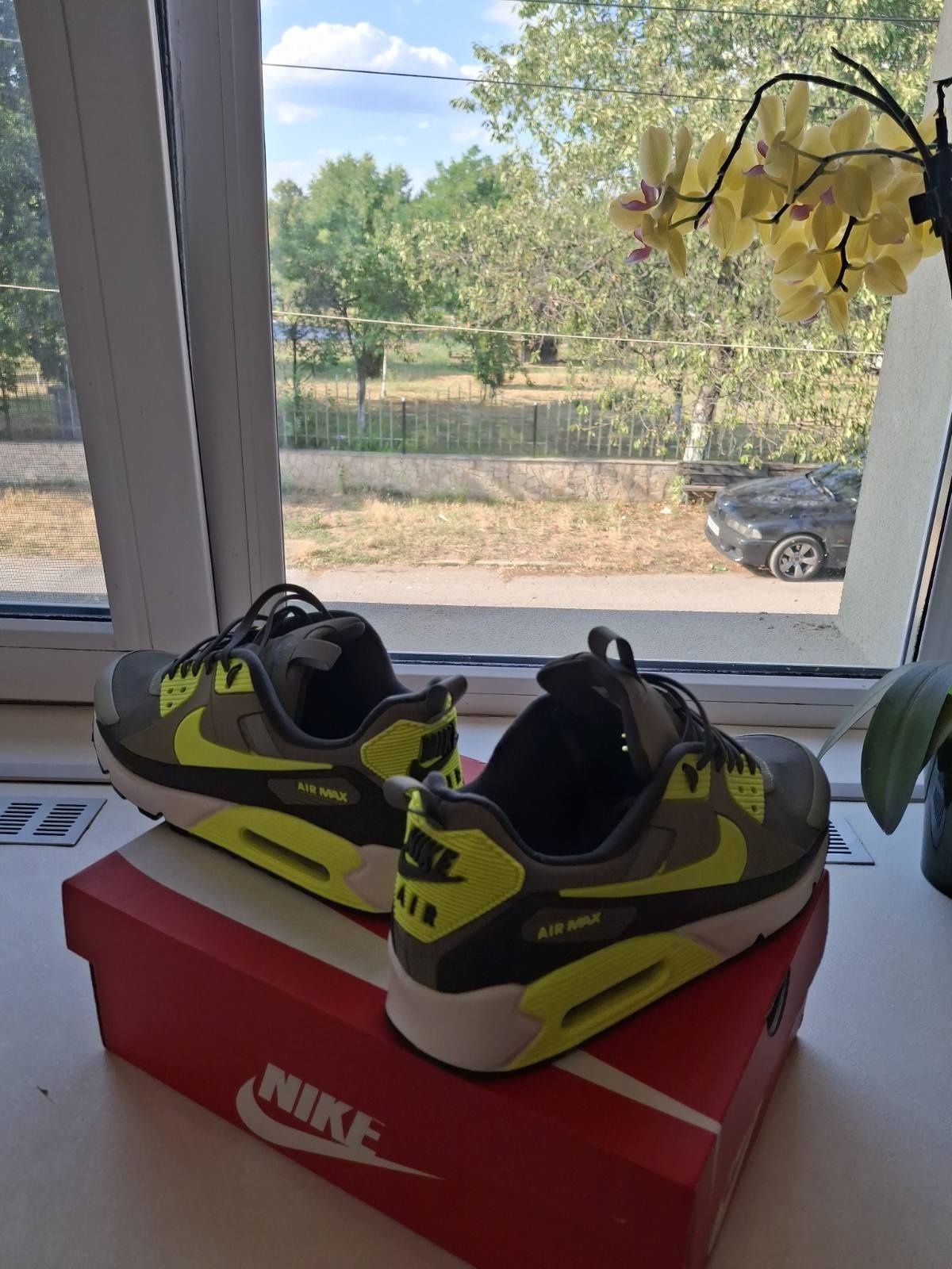 Маратонки Nike 44 номер