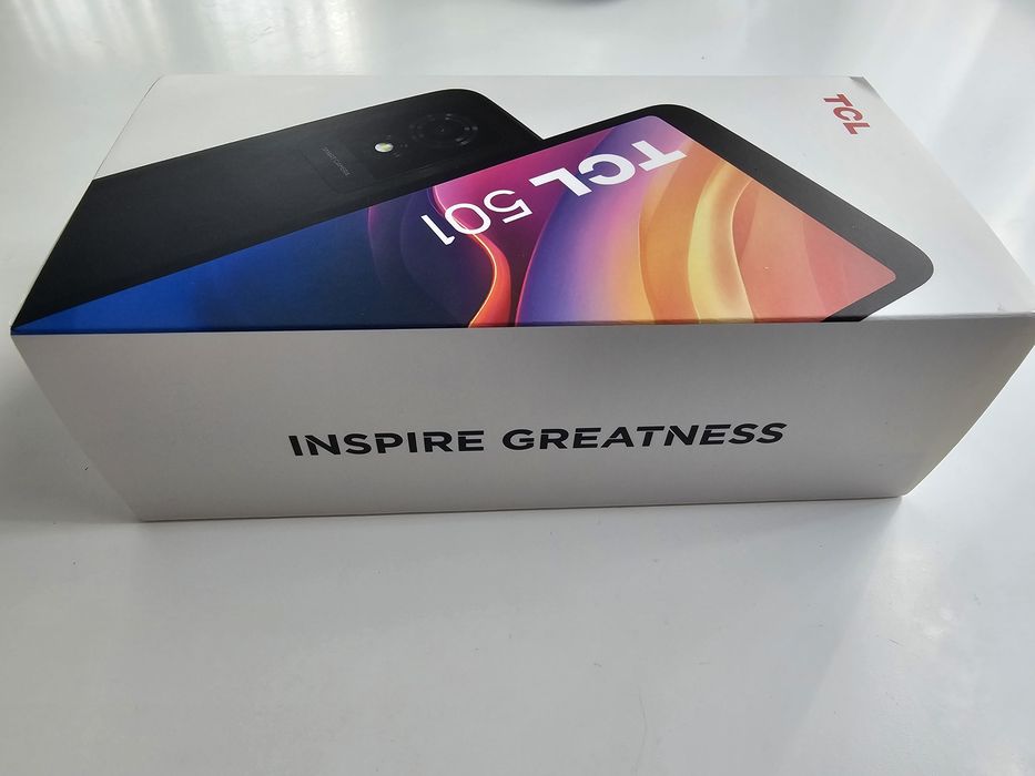Telefon TCL 501 Nou