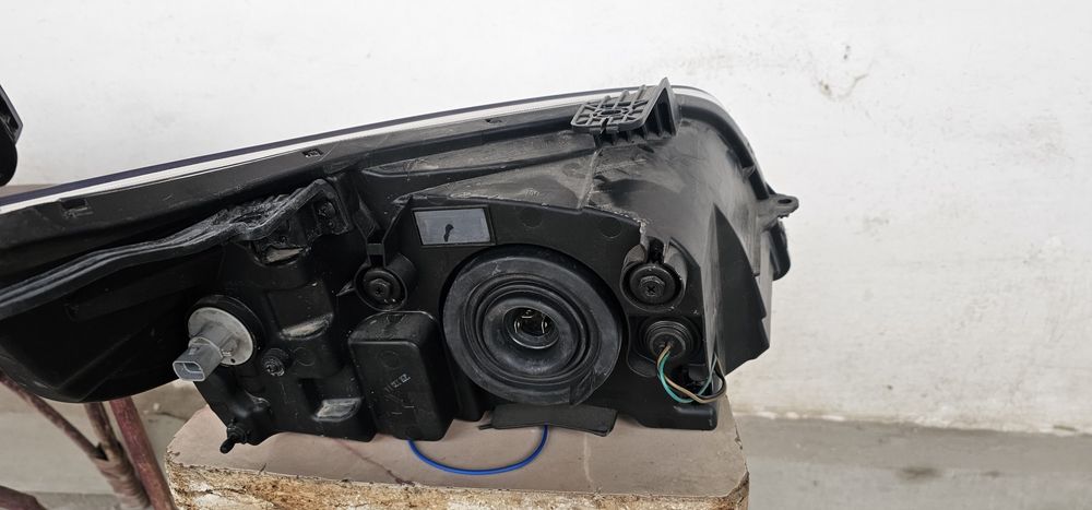 Передние фарф нексия 3