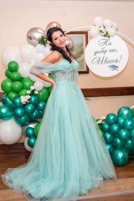 Бална тюркоазена рокля