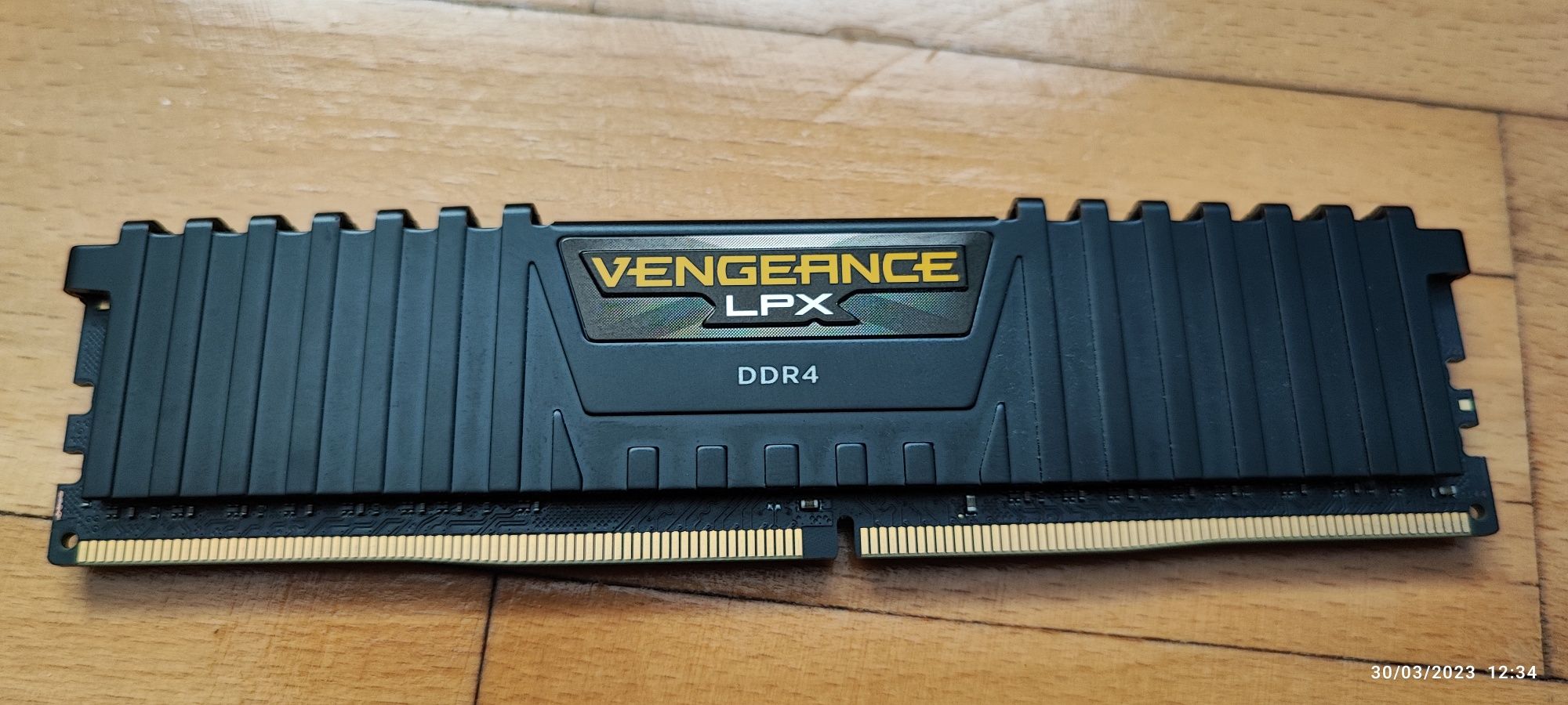 Memorie DDR 8 Gb Vengeance LPX