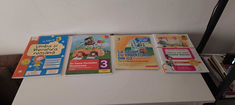 Auxiliare pentru învățământ primar