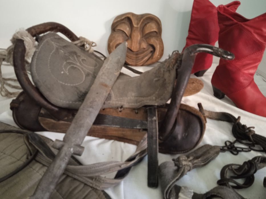 Для Лошади коня старинное седло с папоной