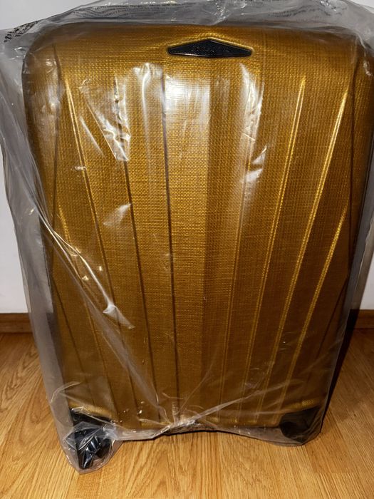 Valiza Samsonite Major Lite Saffron Yellow 55 cm noua sigilata