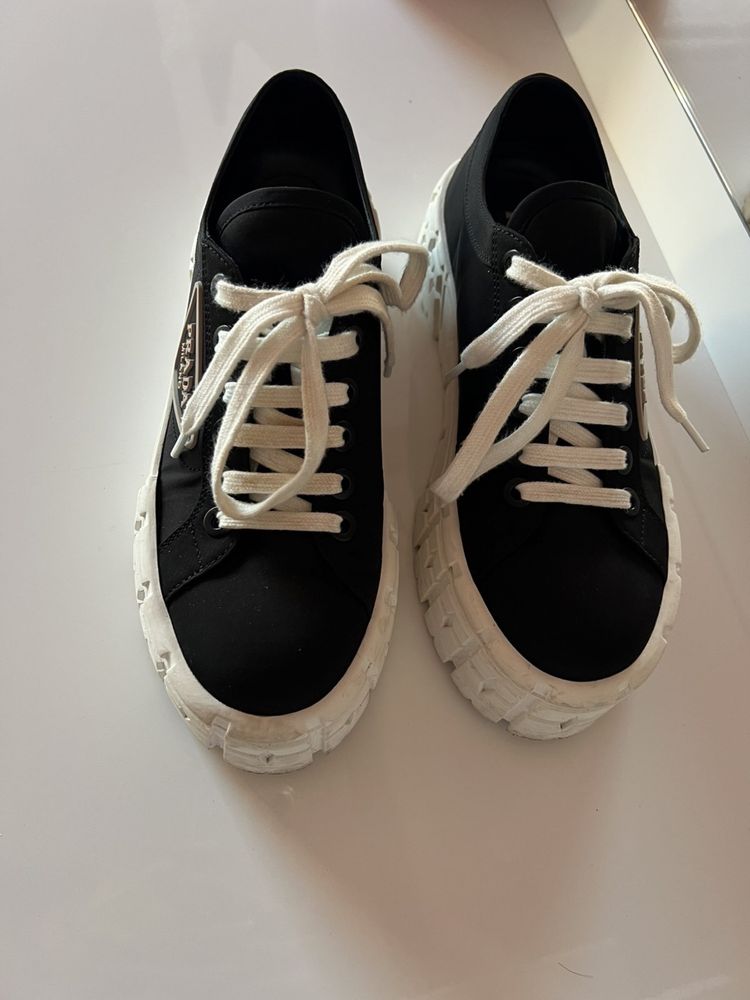 Prada кецове черни