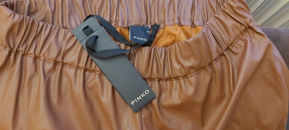 Къси панталонки Pinko M