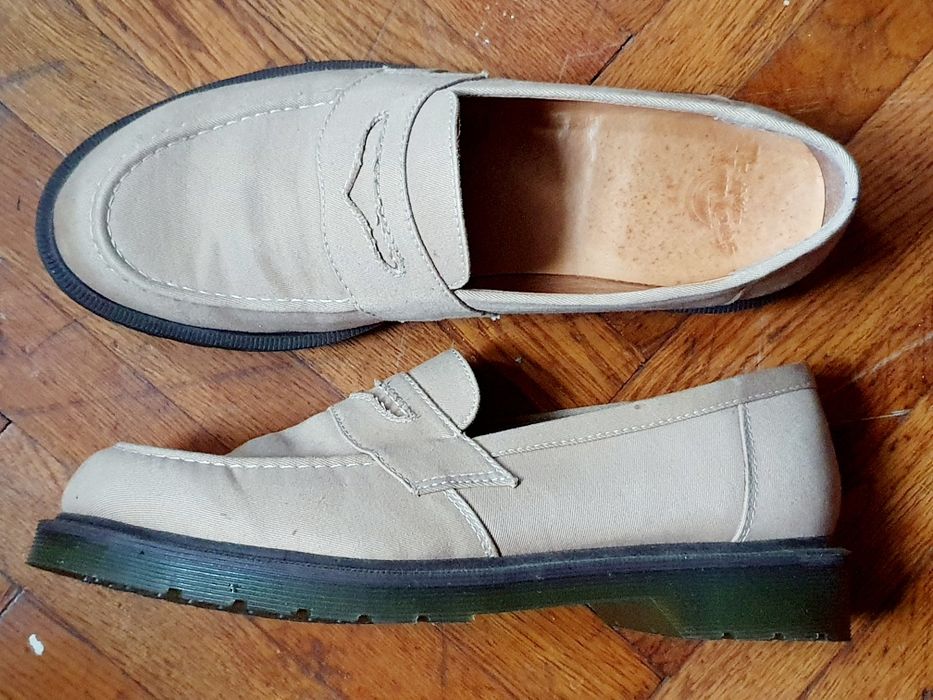 Pantofi vara Dr. Martens 42 loafers crem textil-panza interior piele