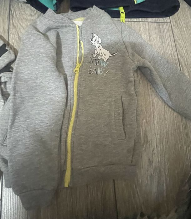 Lot 5 bluzoane nr 86/92