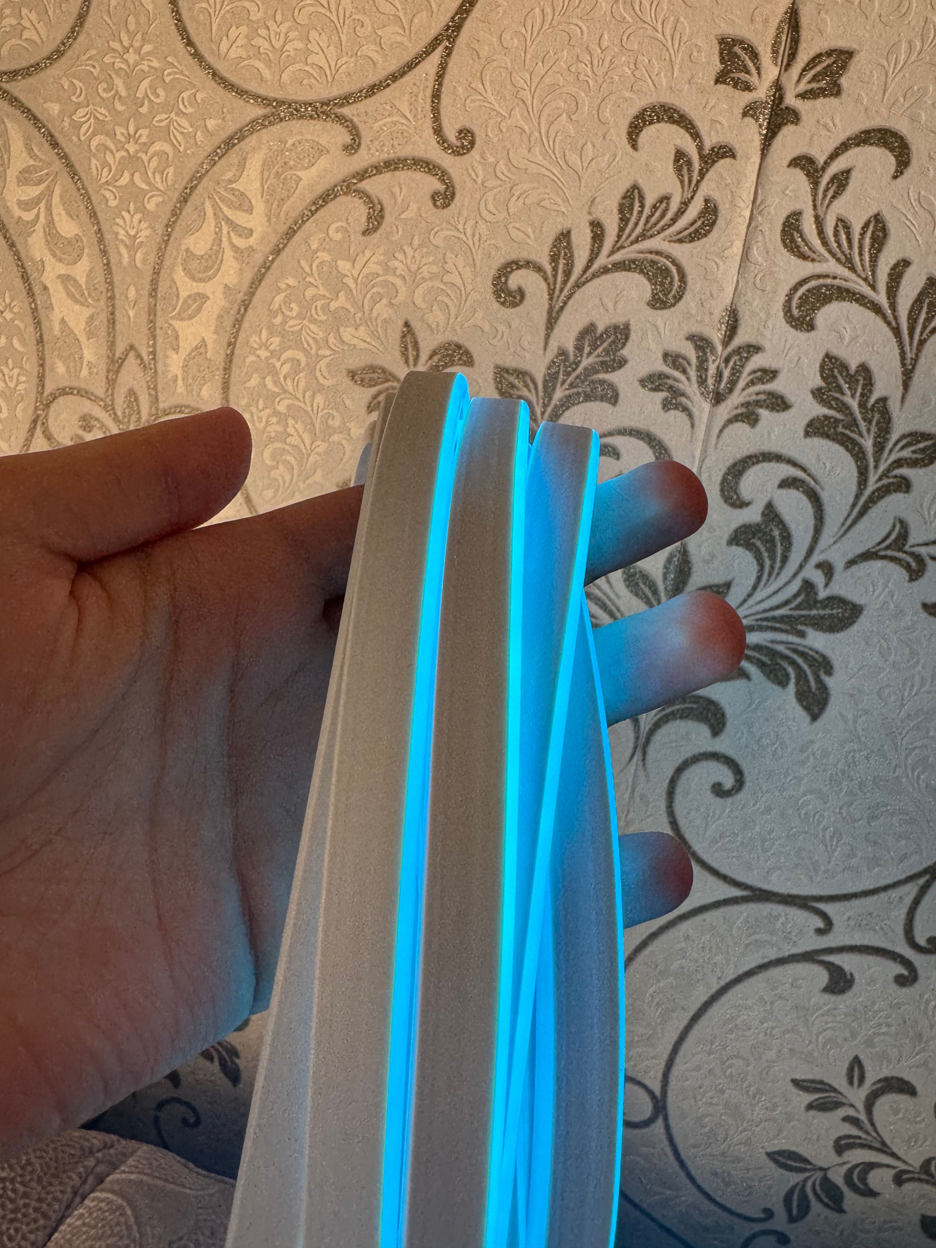 Гибкая неоновая лента, 5 метров, 5 вольтовая с USB подключением/