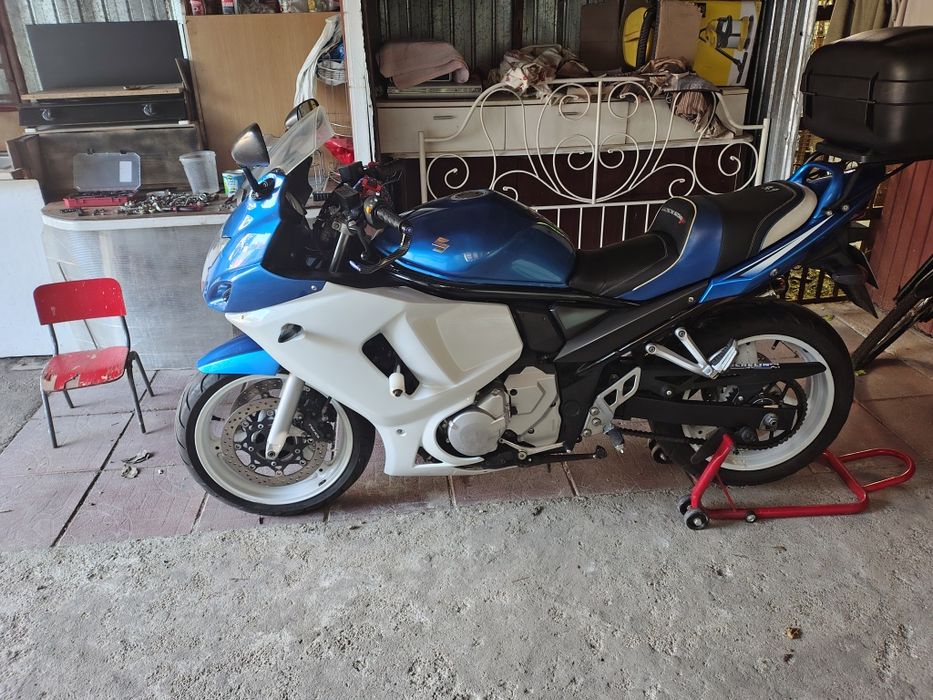 Vând Suzuki  gsx650f