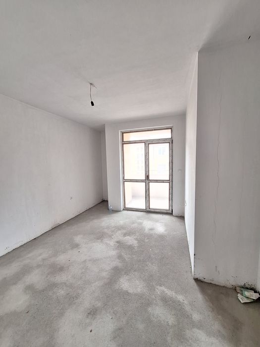 Продава се Тристаен апартамент в Пловдив, Съдийски - 125 кв.м за 950 €/кв.м - Снимка #2