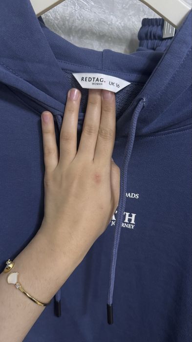 Комплект худи и штанов, сизый цвет — стильный и удобный