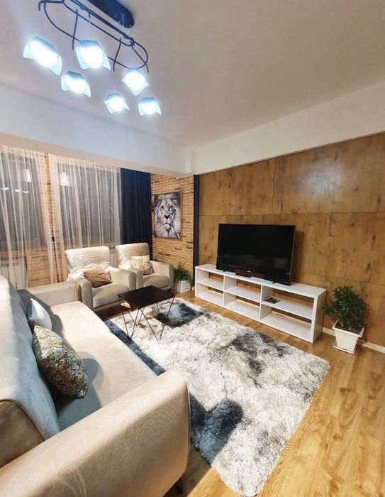 Квартира на Ц7  (ЦУМ) 2/8/9 общ пл 50м  Евро с  обстановкой