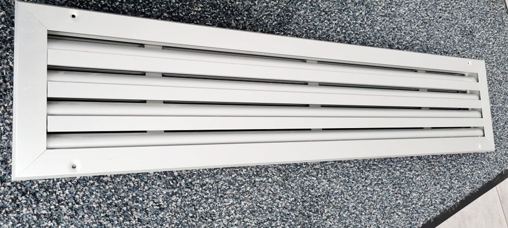 Grila ventilatie industrială