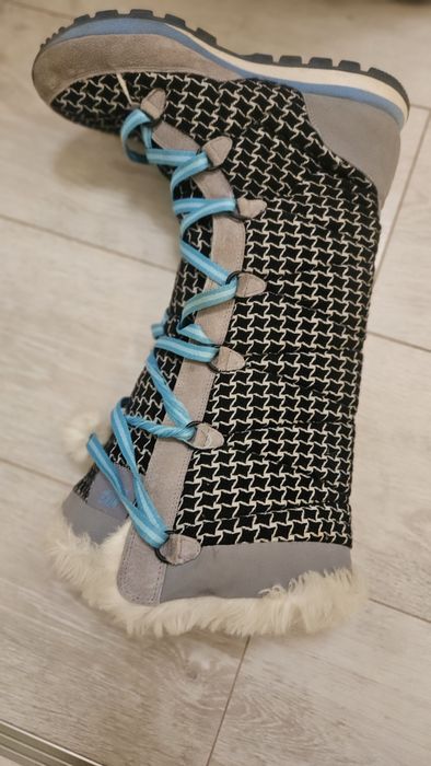 Дамски зимни ботуши оригинални Nike