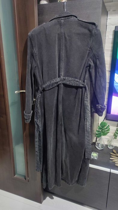 Тренч от черен деним Bershka