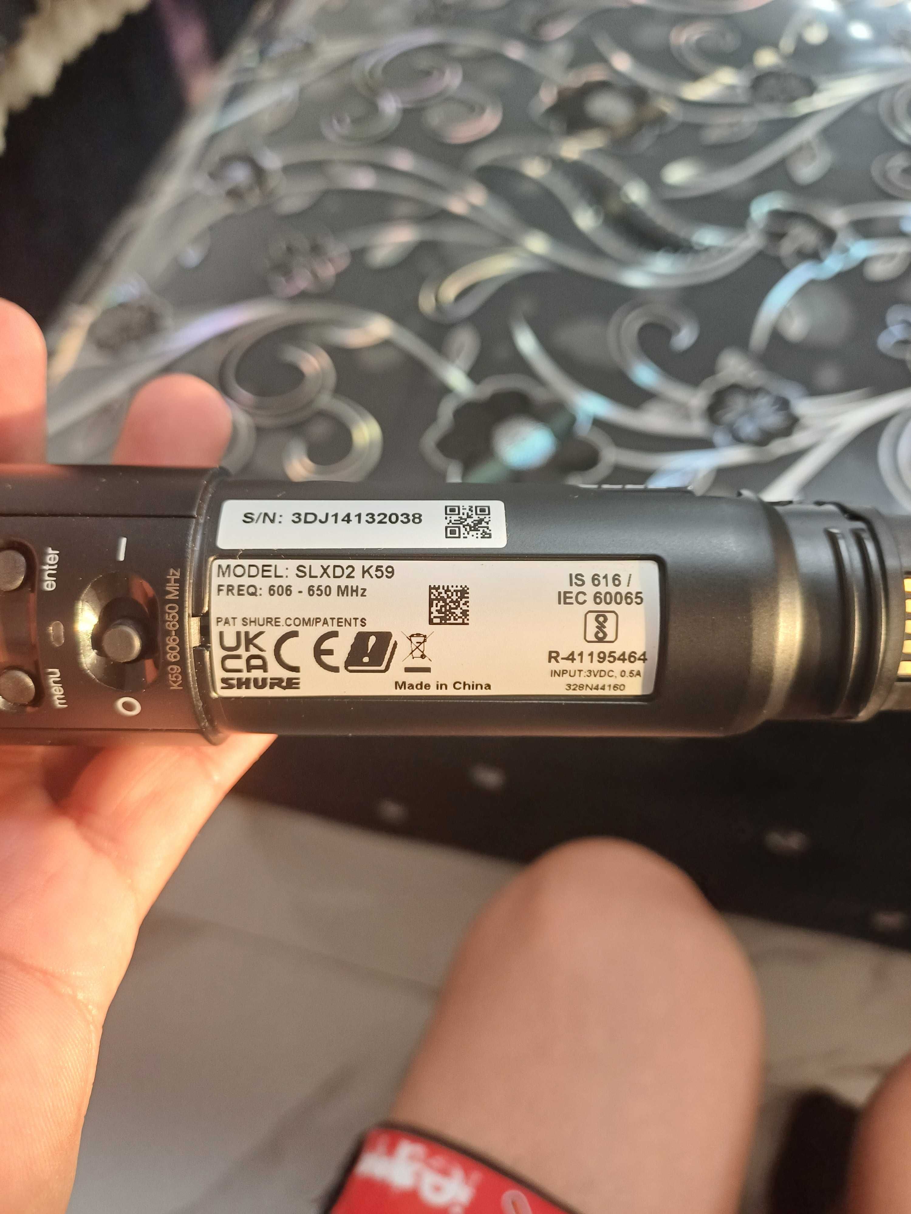 Мирофон Shure SLXD4
