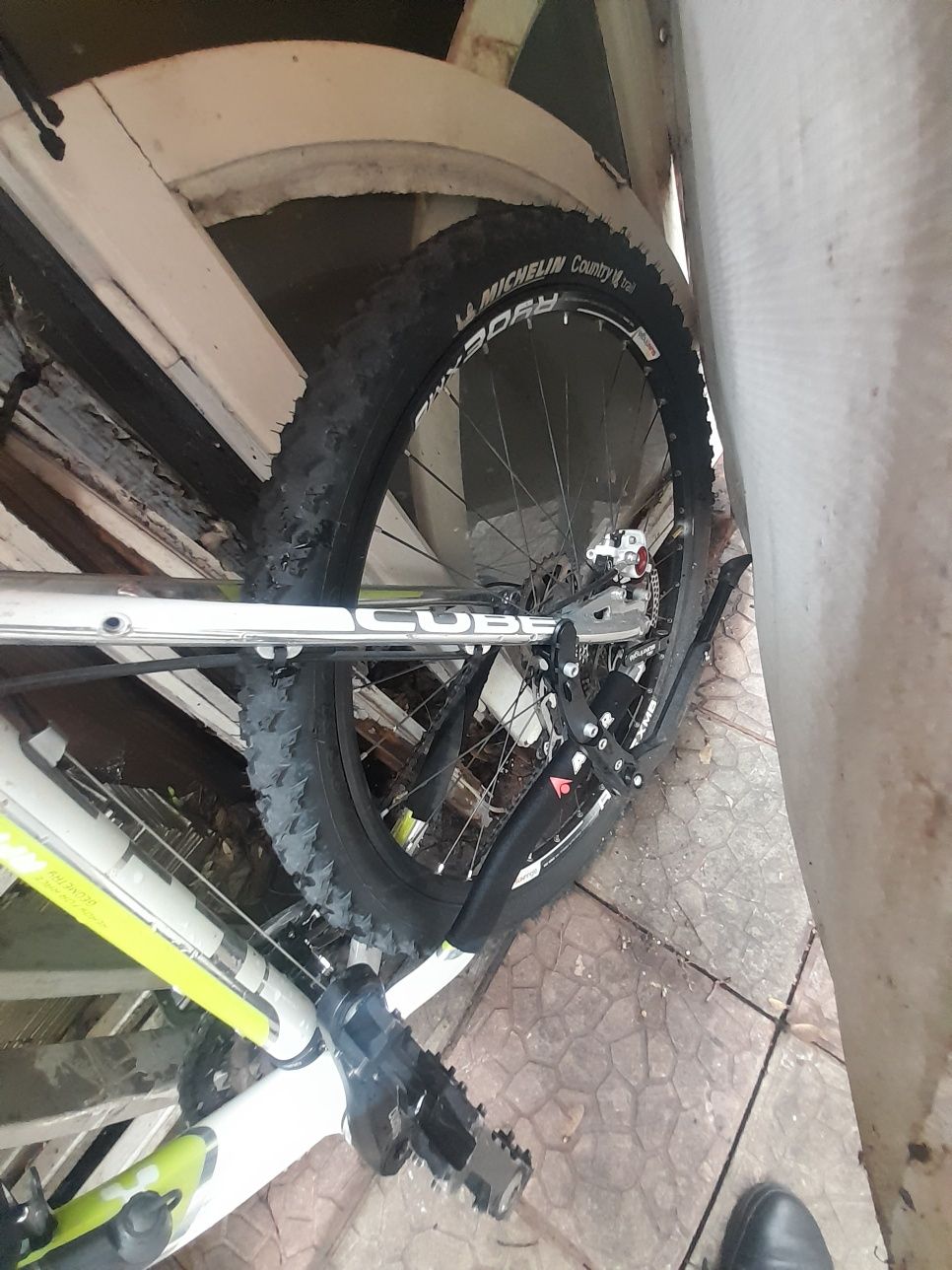 Bicicleta tot teren CUBE.Pt cunoscatori