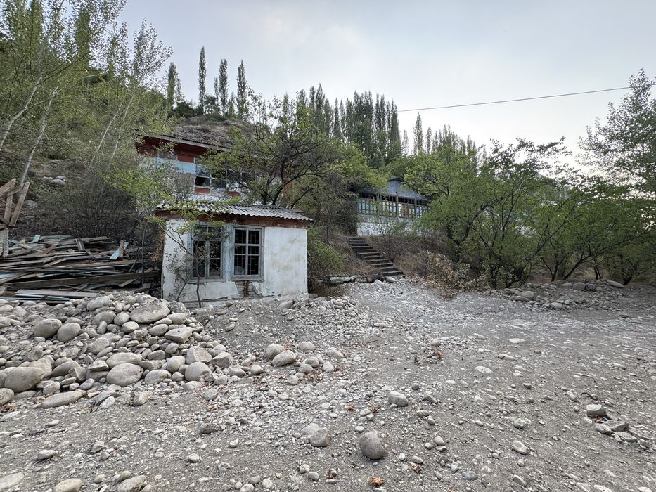 Шохимардонда дача сотилади.