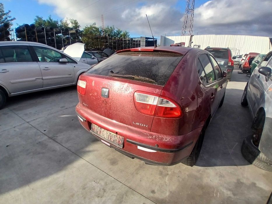 Dezmembrez Seat leon