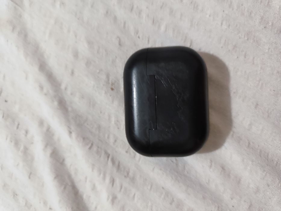 Vând căști wireless