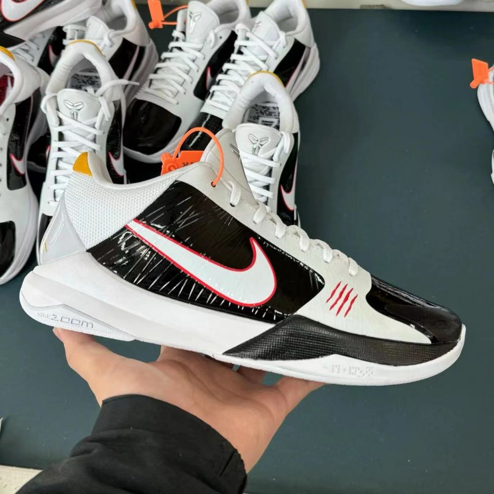 Nike Kobe 5 Protro (avem toate modelele)