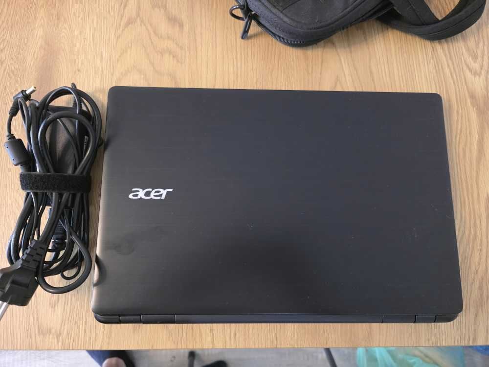 acer e5-571 i3, 1000гб хард 7 часа батерия