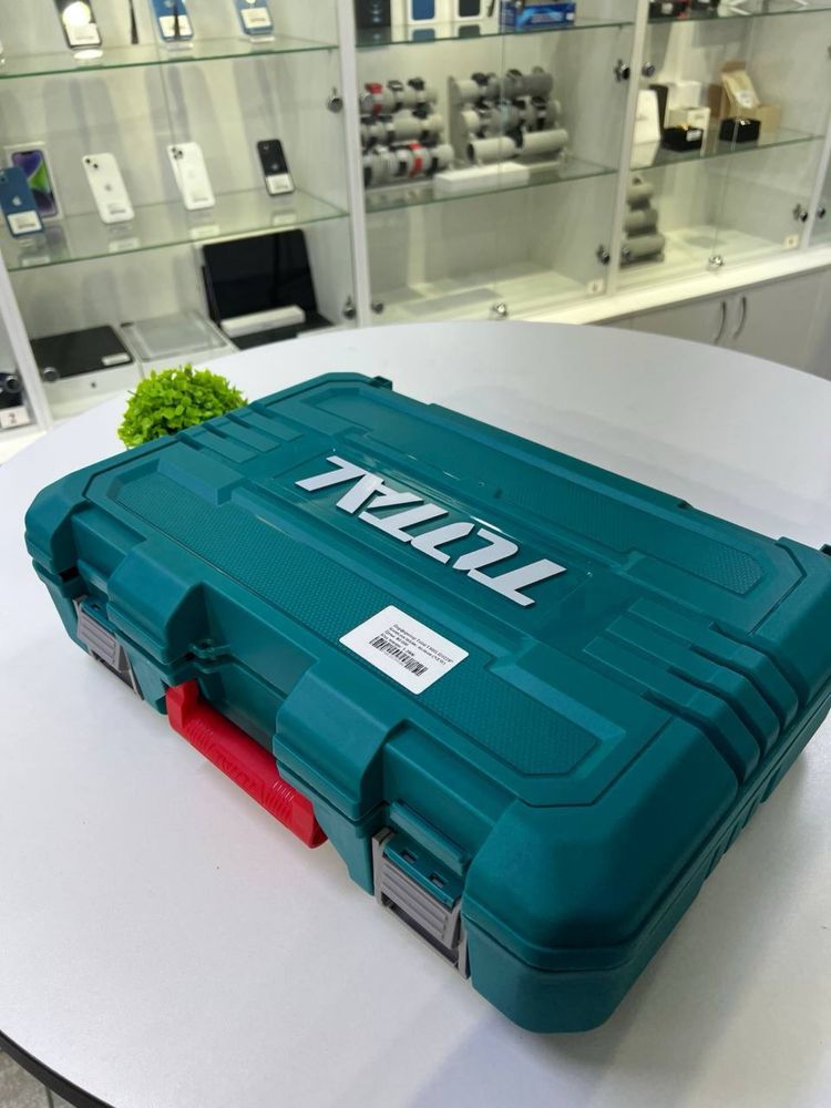 Перфоратор Total TRHLI202287 зз