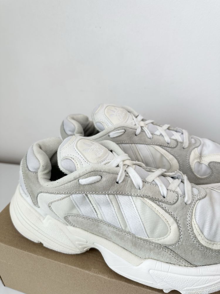 Adidas YANG-1 ( 42) Маратонки
